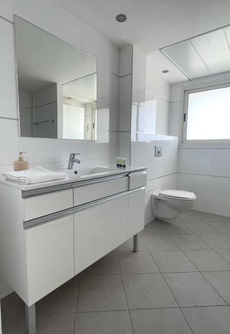 Sunny 3Br Apartment Golf Residence Eilat Exterior photo