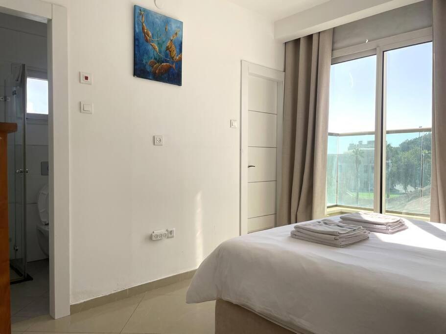 Sunny 3Br Apartment Golf Residence Eilat Exterior photo